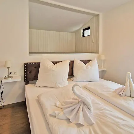 Holiday home 1 Bedroom Lovely In Rheinsberg Ot Warenthi *